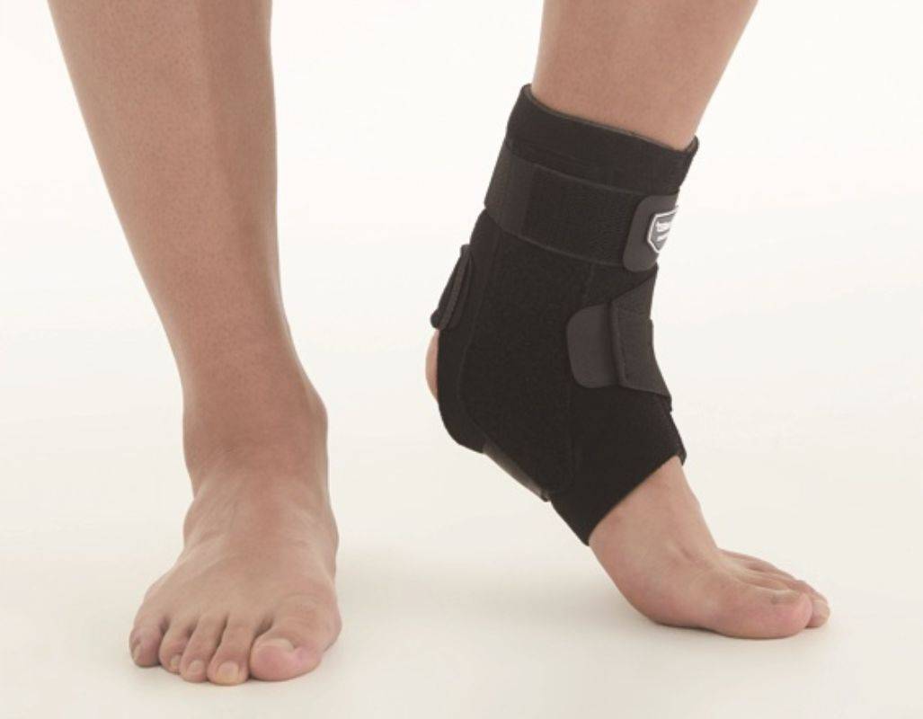 Dr.Med Cross Strap Ankle Support With Stays A002-1 Medium Left