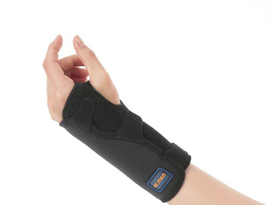 Dr.Med Reversible Wrist Palm Splint W055 Universal Size